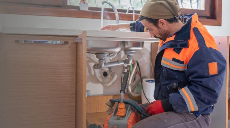 Professional same day plumber in Walshville, IL